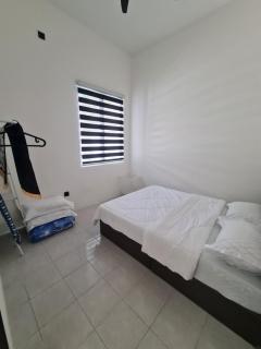 The Bunga & The Daun Housestay - Sungai Besar - 5