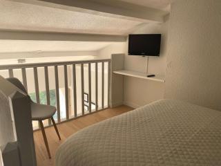 T1 Mezzanine Climatisé avec Parking et Wifi à Balaruc-les-Bains - FR-1-553-215 - Balaruc-les-Bains - 1
