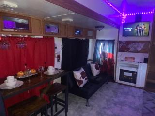 Romantic getaway - Decatur - 4