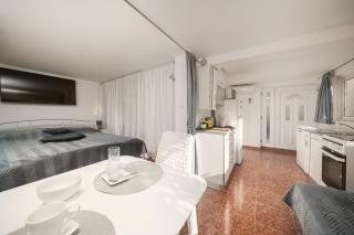 Studio Apartman Vodice - Vodice - 0