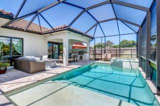 Luxe Beach Home! Perfect for the Whole Family - Naples - 9
