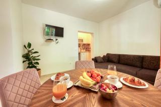 Ardura shimmering on the sea - 7