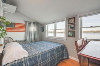 Quiet Plymouth Cottage on Great South Pond! - Plymouth - 2