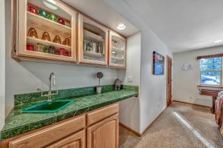 Black Bear Villa - large 4 BR 4 BA hot tub game room - South Lake Tahoe - 3