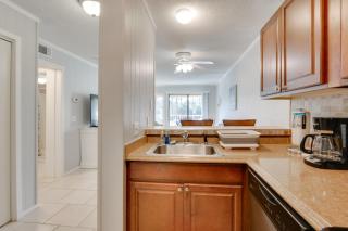 Beachy Getaway with Balcony on Hilton Head Island! - 5