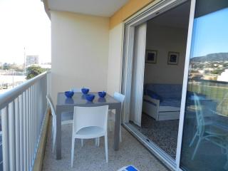 Appartement avec Piscine et Terrasse, Proche Plage - 4 Couchages, Parking, Animaux Acceptés - FR-1-251-808 - Le Lavandou - 0