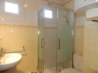 Appartement avec Piscine et Terrasse, Proche Plage - 4 Couchages, Parking, Animaux Acceptés - FR-1-251-808 - Le Lavandou - 3