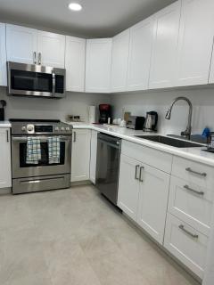 Lovely 2-bedroom vacation home, ocean view - 7
