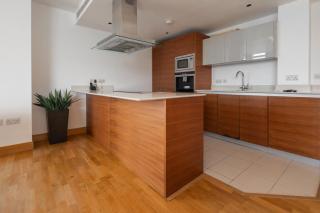 ADS LUX LETTINGS LTD - Battersea Reach - Londra - 6