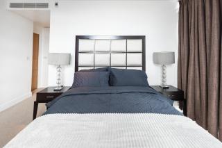 ADS LUX LETTINGS LTD - Battersea Reach - Londra - 1