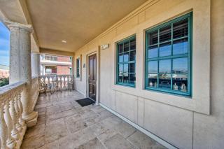 Newly renovated overlooking the Seacrest Village Pool and Beach access - Rosemary Beach - 6