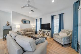 Magnolia Cottages Seacrest Flirty Flamingo - Pet Friendly Resort Pool & Beach Access! - Seacrest - 6