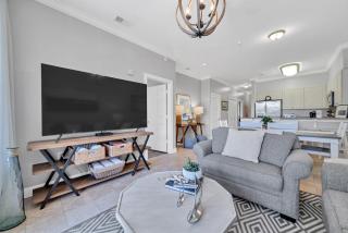 Overlooking 30A! Great Location! Easy Beach & Pool Access! - Rosemary Beach - 9