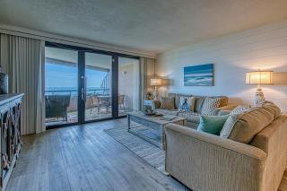 Completely Remodeled Gulf Views! Private Balcony - Destin - 8
