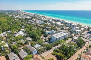 Pelicans Nest II - Easy walk to the beach & Pool - 7