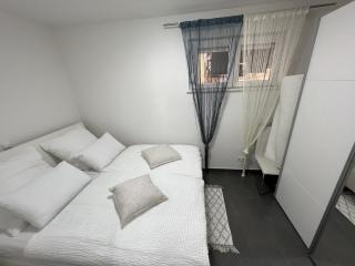 Apartments with a swimming pool Pag - 22607 - Pag - 1