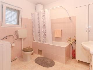 Apartments with swimming pool Vojnic Sinjski, Zagora - 22835 - 7