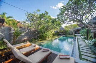 Villa MD Tranquil 6BR Villa at Eat Street - Seminyak - 0