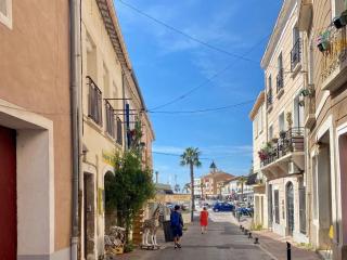 "Appartement Confortable au Port de Mèze, à Deux Pas de la Plage et des Commerces" - FR-1-604-47 - Mèze - 1