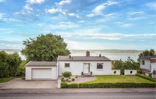 Amazing Home In Bankeryd With Jacuzzi - Bankeryd - 0