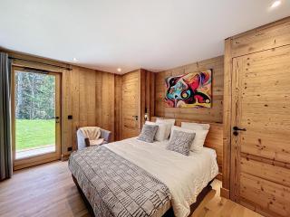 Superbe chalet neuf avec 4 chambres, terrasses, jardin et cheminée à Combloux - FR-1-560-132 - Combloux - 4