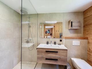 Superbe chalet neuf avec 4 chambres, terrasses, jardin et cheminée à Combloux - FR-1-560-132 - Combloux - 3