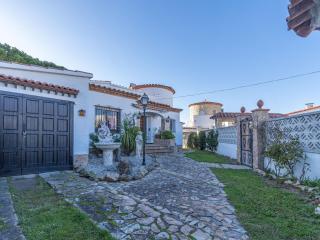 Casa con Piscina, Gran Amarre y 4 Dormitorios en Castelló d'Empúries - HISP-288-53 - Empuriabrava - 7