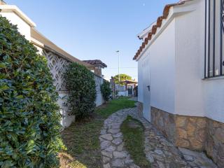 Casa con Piscina, Gran Amarre y 4 Dormitorios en Castelló d'Empúries - HISP-288-53 - Empuriabrava - 6