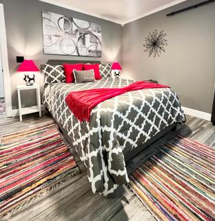 *The Gemstone* Newly Renovated, Stylish, Spacious - Ladson - 8