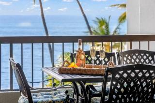 Hale Mahina B402- Updated & spacious top floor beachfront condo - 8