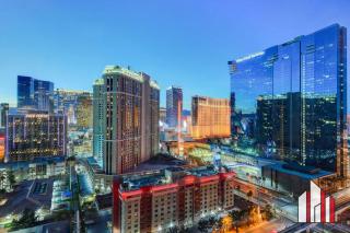 Signature 2Br3Ba F1 View Balcony Ste 21-701 and 03 - Las Vegas - 0