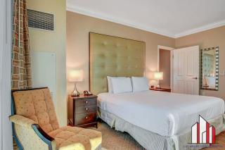 Signature 2Br3Ba F1 View Balcony Ste 21-701 and 03 - Las Vegas - 4