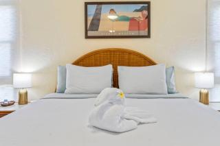 Nani Kai Hale 208- Beachfront 1 bedroom 2 bathroom condo, oceanview - Kihei - 6