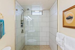 Nani Kai Hale 208- Beachfront 1 bedroom 2 bathroom condo, oceanview - Kihei - 5