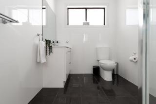 Homely Hideaway with Parking & WiFi - Alanvale - 7