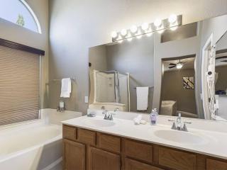 Family Fun w POOL: 3BR Chandler's Heart - Chandler - 8