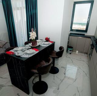 RM.Riviera1 - 5