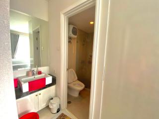 2 Br Grand Madison Condominium Near Central Park - 2