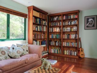 House of Pania BnB, clifftop retreat with soul - 0