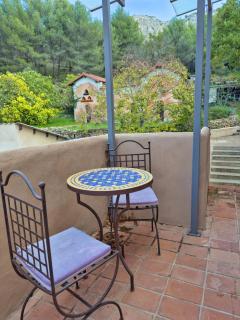 Gîte dans Bastide Provençale, Piscine & Sauna - Auriol - 9
