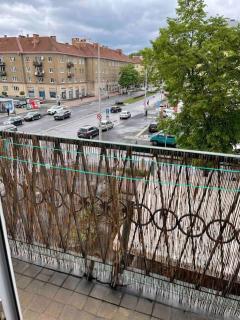 Priestranný 3 izb. apartmán v centre s parkovaním. - Banská Bystrica - 2