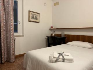 Hotel "ALBERGO DA PINA" - 6