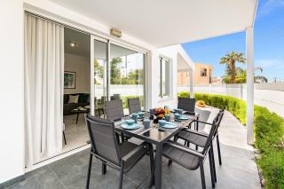 Luxurious ONE Maisonette by Ezoria Villas - Paphos - 6