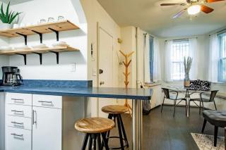 DesignerFlat Nestled Between Dupont&Logan Circles - Washington - 1