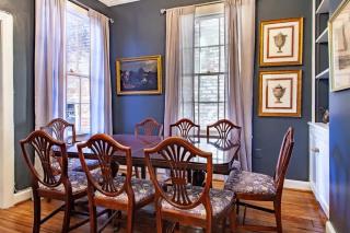 LUXE Cameron House Off King St Est 1870 - Alexandria - 9