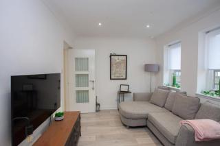 Bright Central Flat with Balcony and Free Parking - Glasgow - 8