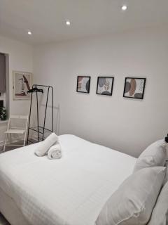 Bright Central Flat with Balcony and Free Parking - Glasgow - 2