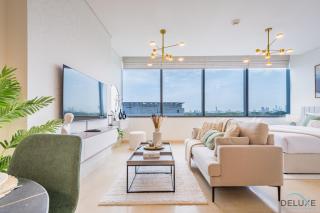 Limited Time Deal Stylish Stay with Great Amenities by Deluxe Holiday Homes - Dubai - 0