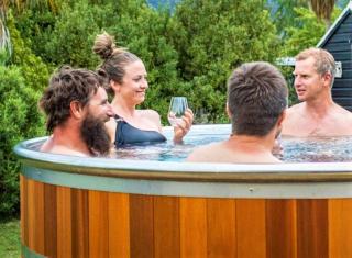 Heritage Log Cabin and Garden w Outdoor Hot Tub - Medlow Bath - 9