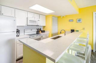 Tortuga Suite at Sunrise Suites Resort - Heated Pool, Hot Tub & Free Parking - Key West - 1